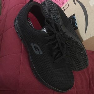 Sketchers size 8